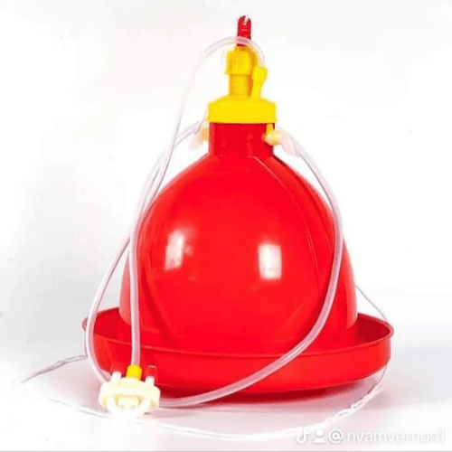 Automatic water refill bell drinker